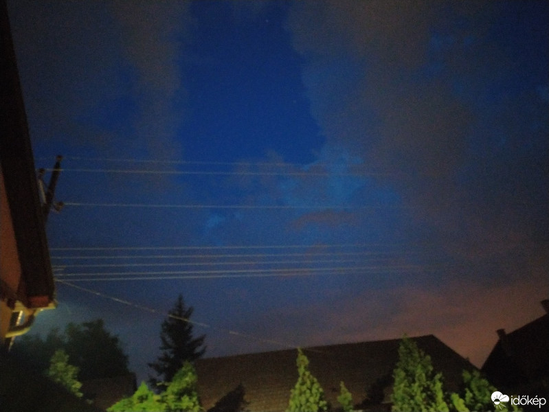 Észlelési fényképek