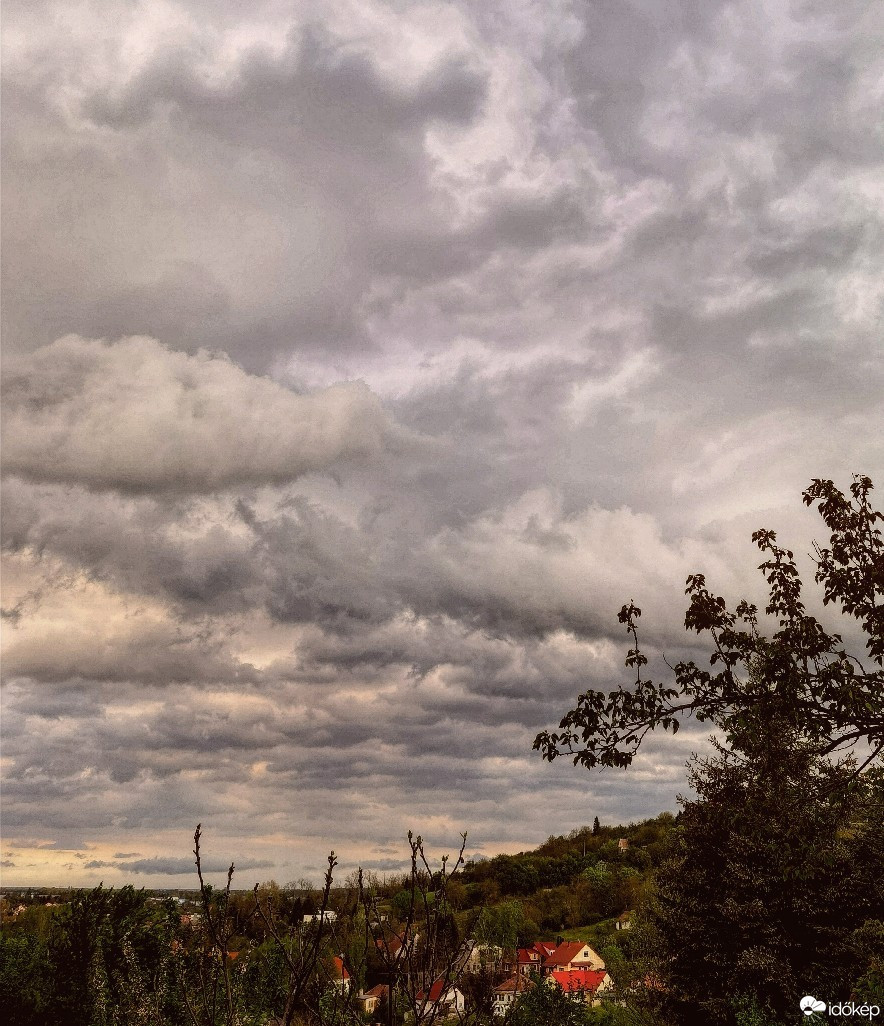 Észlelési fényképek