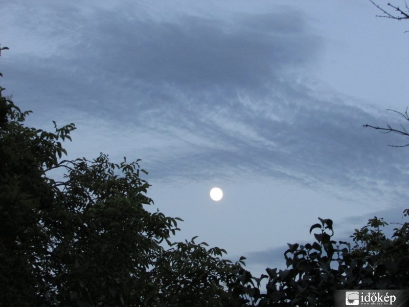 Észlelési fényképek