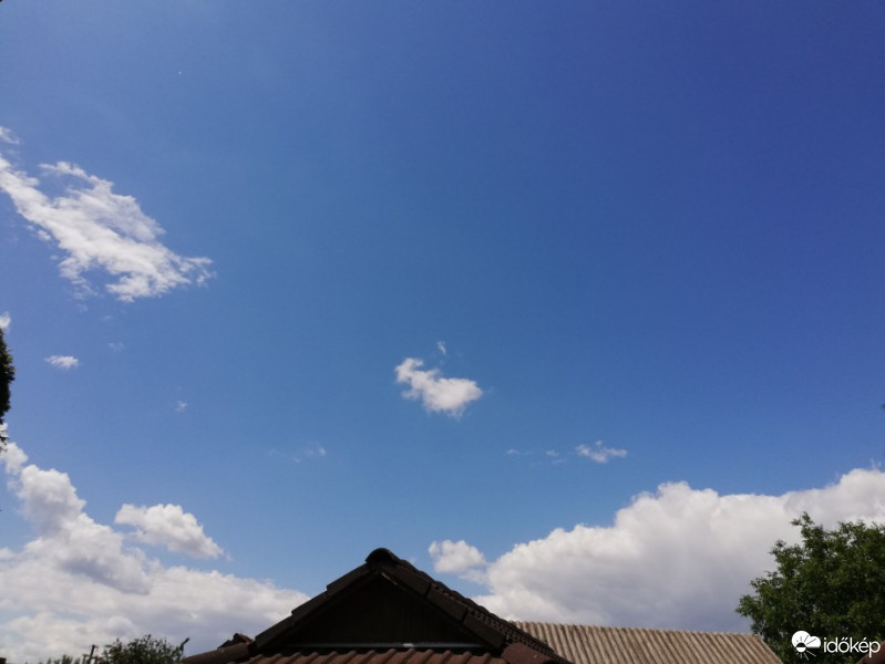 Észlelési fényképek