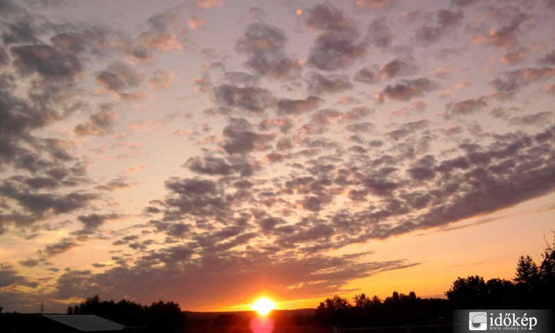 Újudvari Naplemente