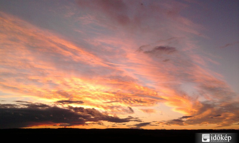 Újudvari színvarázs