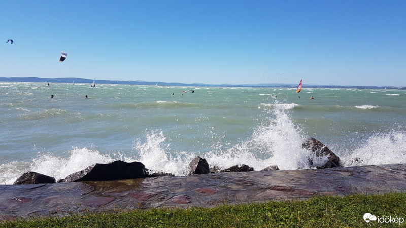 Balatonszabadi