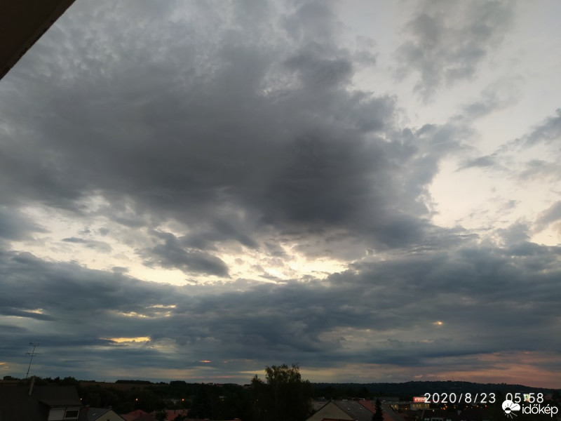 Észlelési fényképek