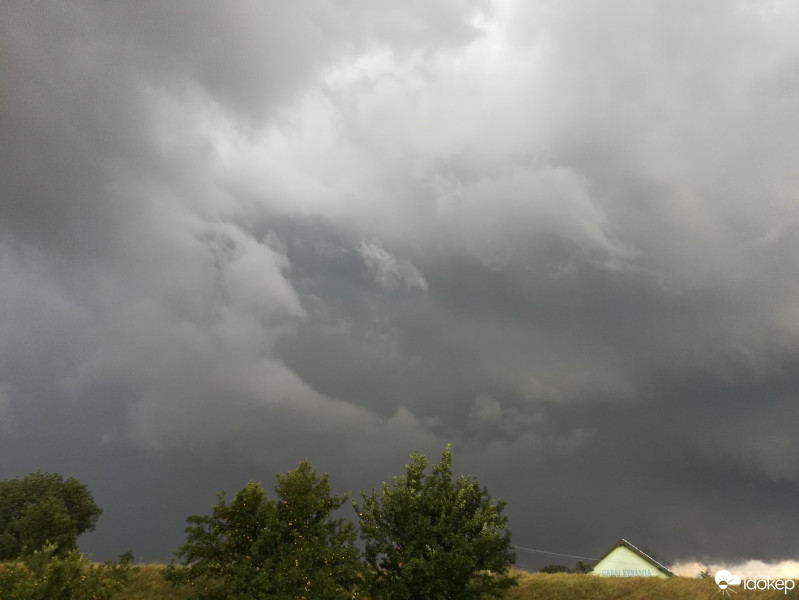 Észlelési fényképek