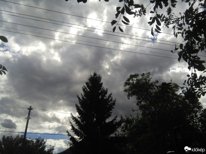 Észlelési fényképek