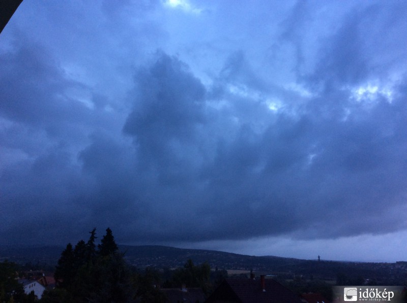 Észlelési fényképek