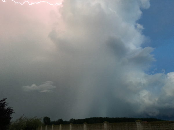 Észlelési fényképek