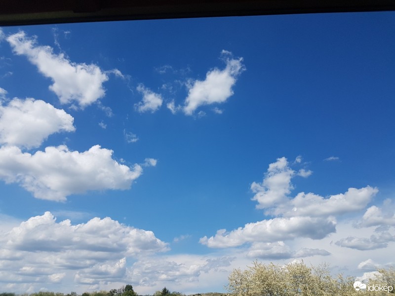 Észlelési fényképek