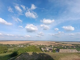 Várdomb