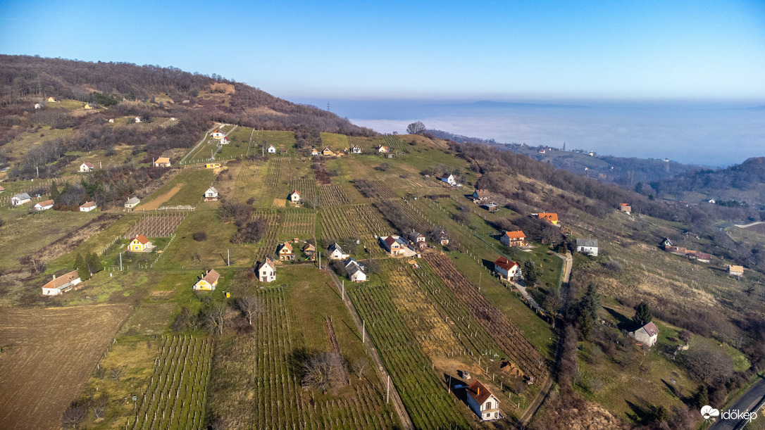 Kibújtak a Tanúhegyek