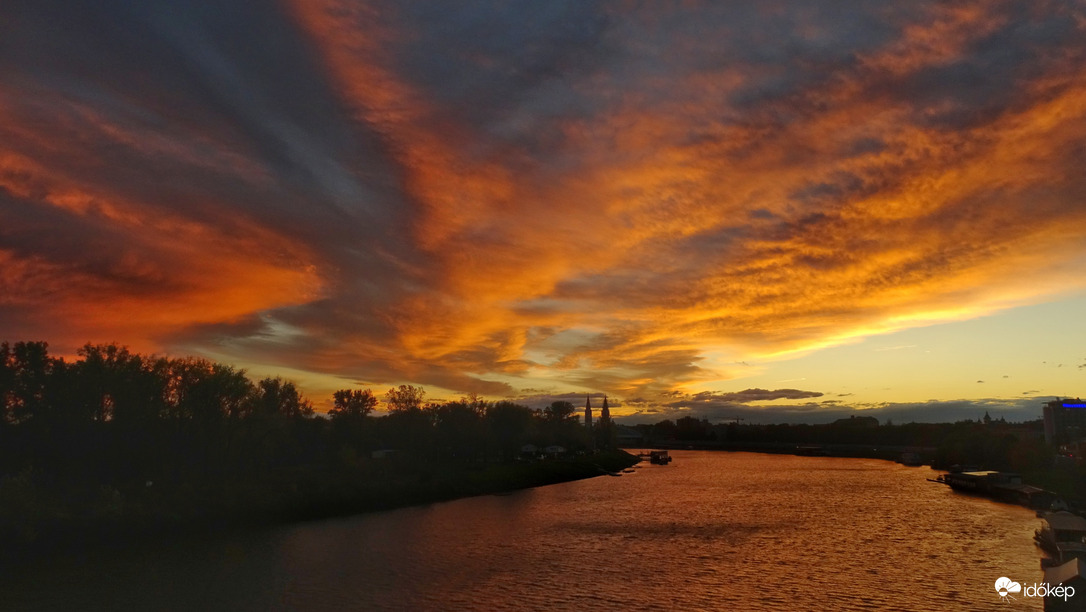 Tiszai alkony