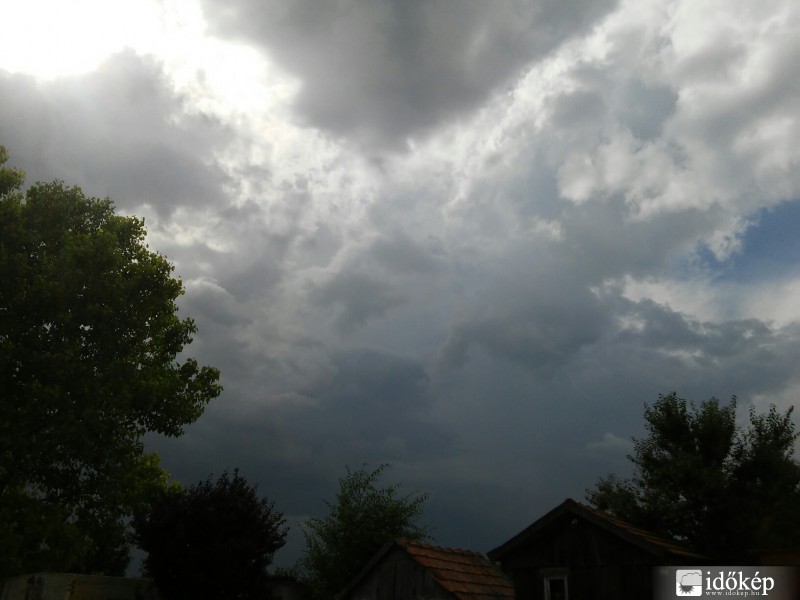 Észlelési fényképek