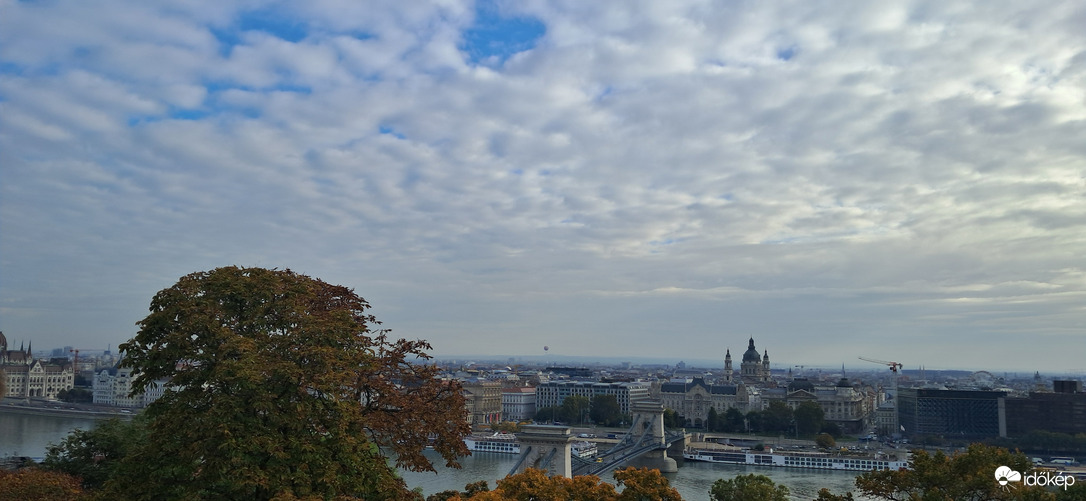 Kilátás a budai várból