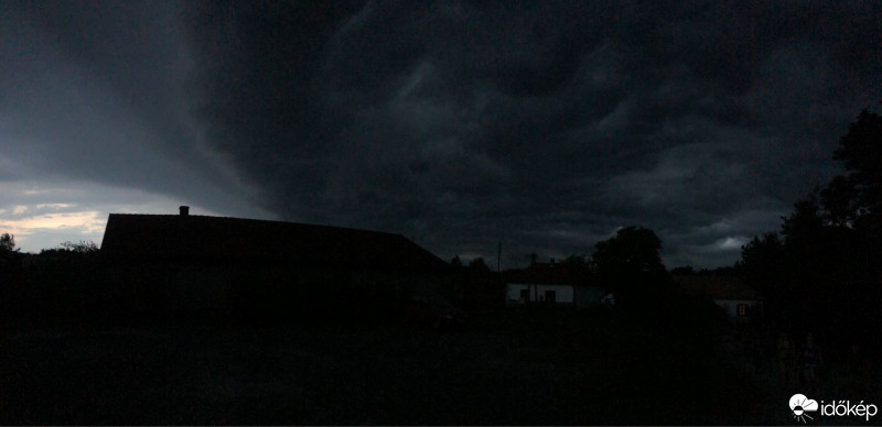 Észlelési fényképek