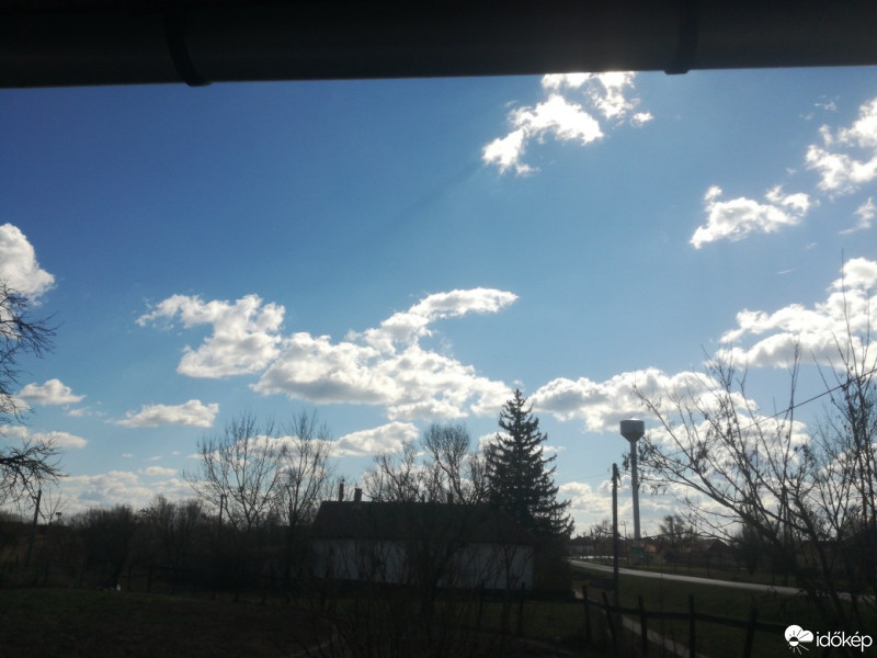 Észlelési fényképek