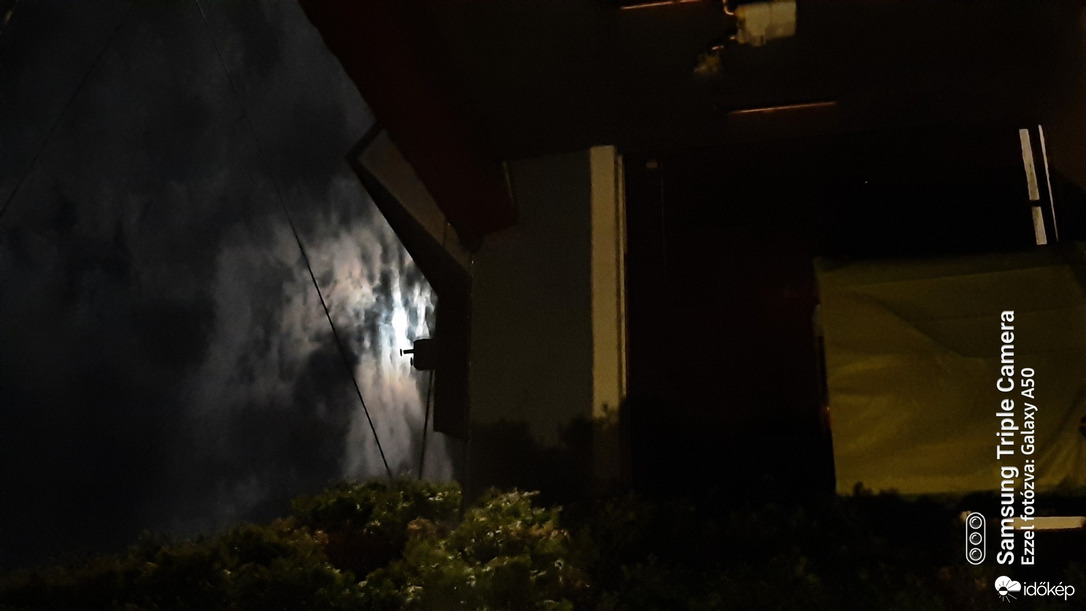 Észlelési fényképek