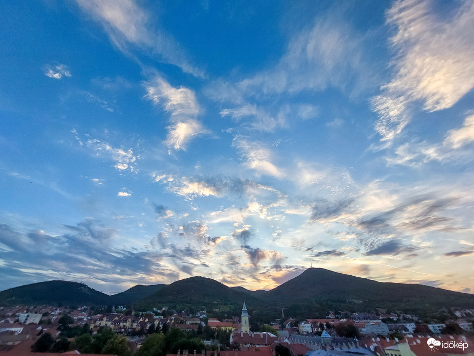 Észlelési fényképek