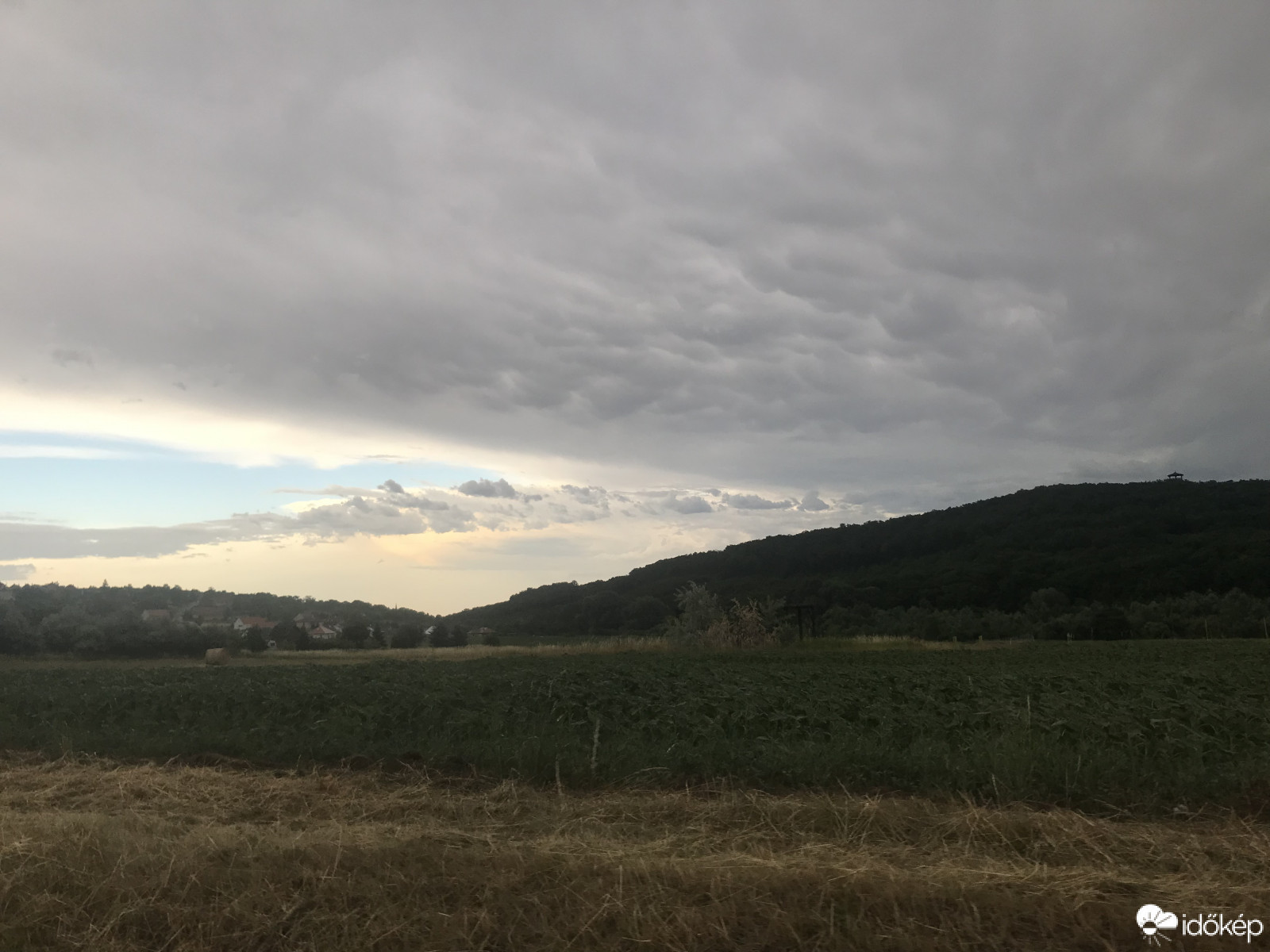 Észlelési fényképek