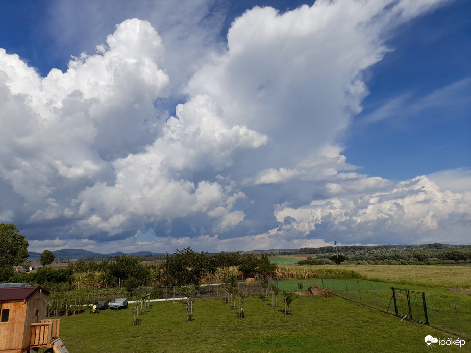 Veľká Ves nad Ipľom