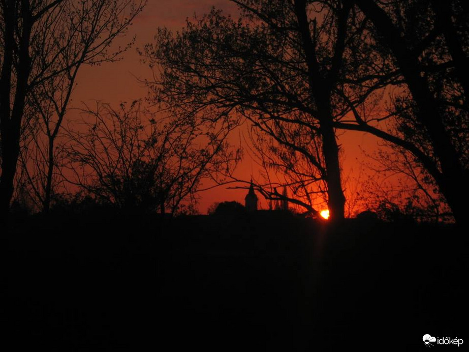 Tárnok - az Ófalu alkonyatkor