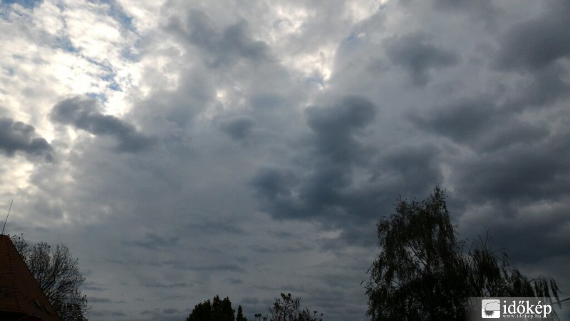 Észlelési fényképek