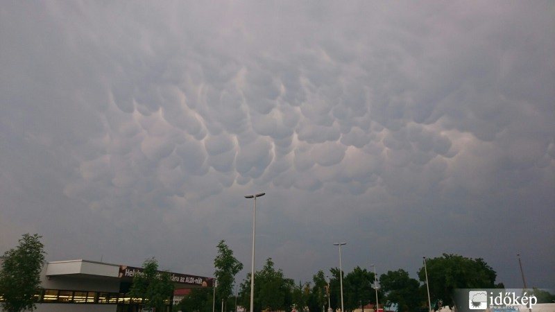 Észlelési fényképek