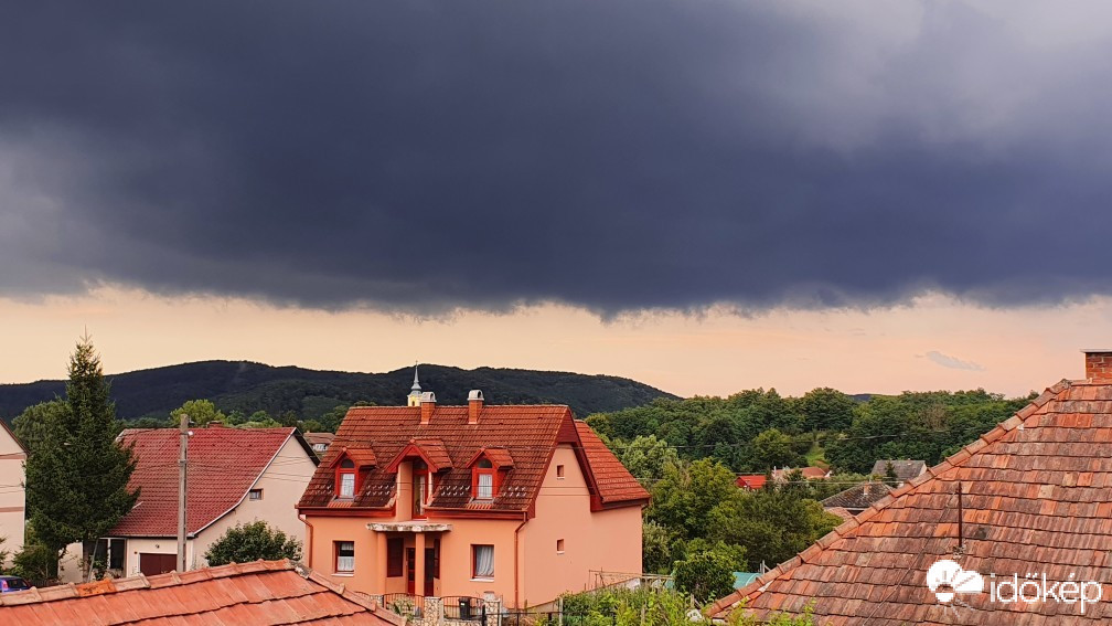 Észlelési fényképek