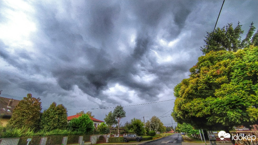 Észlelési fényképek