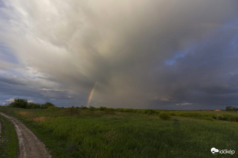 Zápor szivárvánnyal 
