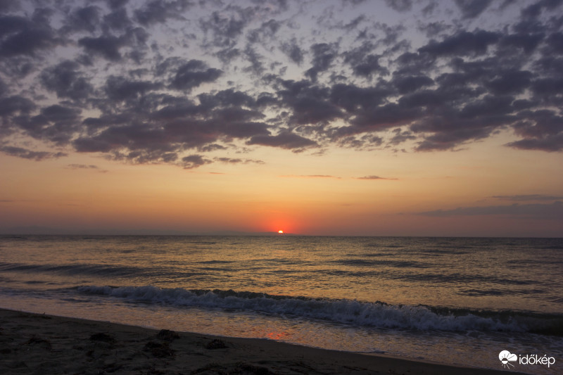 Tengerparti napkelte 