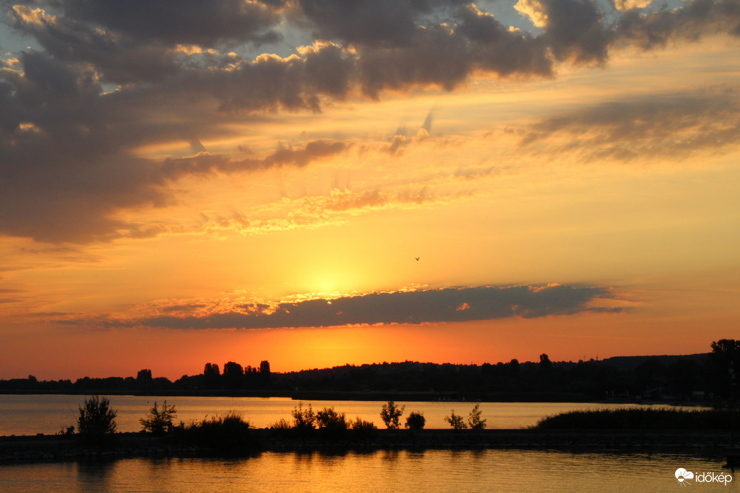 Napkelte Balatonföldváron 