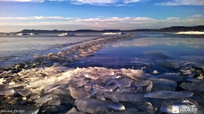Jég út a Balatonon