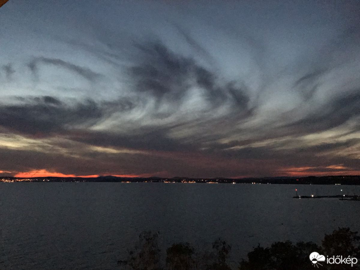 Észlelési fényképek