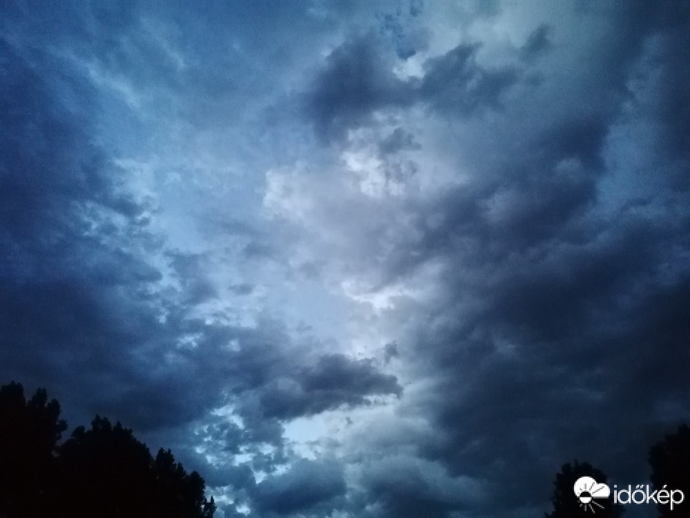 Észlelési fényképek