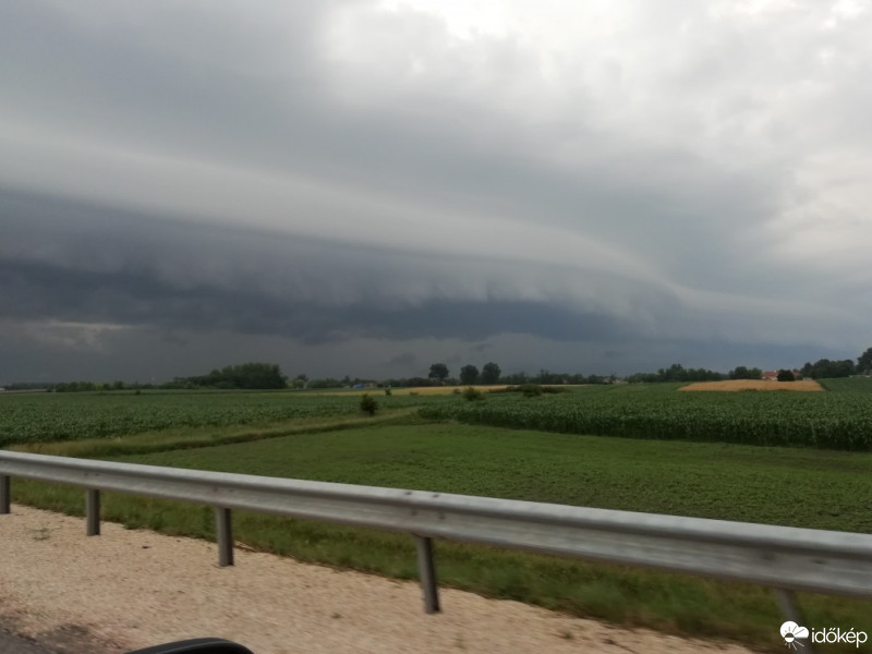 Észlelési fényképek