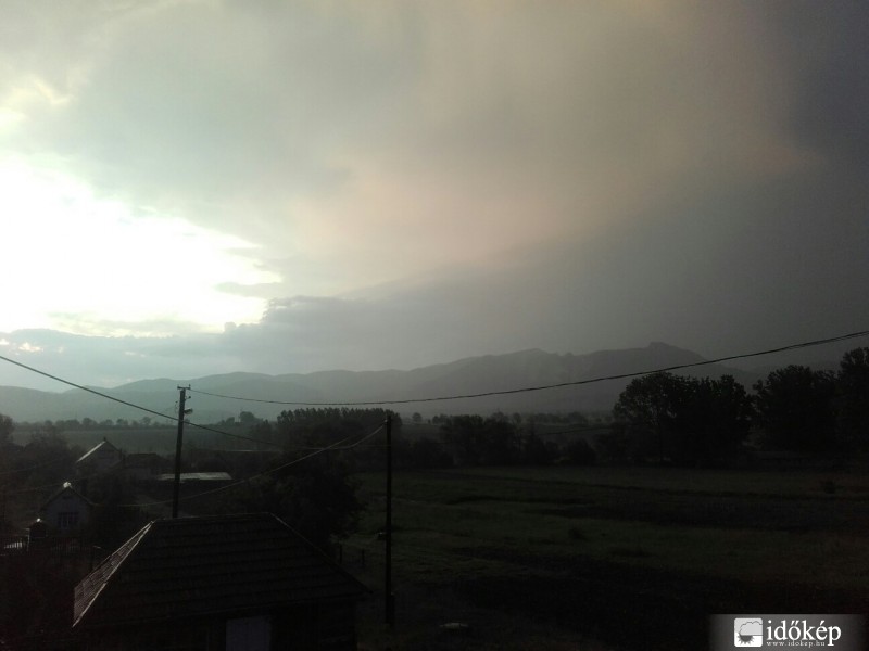 Észlelési fényképek