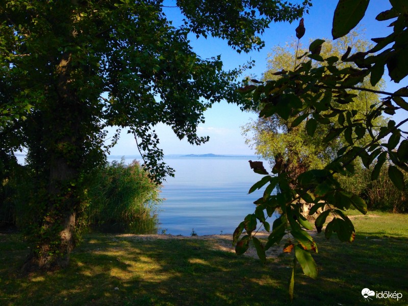 A kezdődő ősz találkozása az elmúló nyárral...