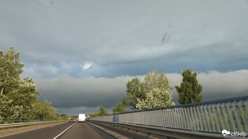 Észlelési fényképek