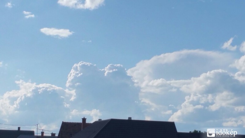 Észlelési fényképek