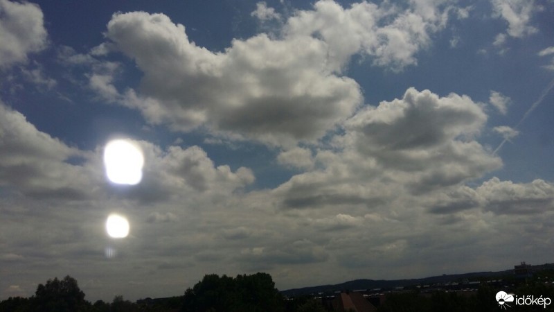 Észlelési fényképek