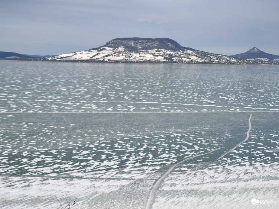 Befagyott Balaton