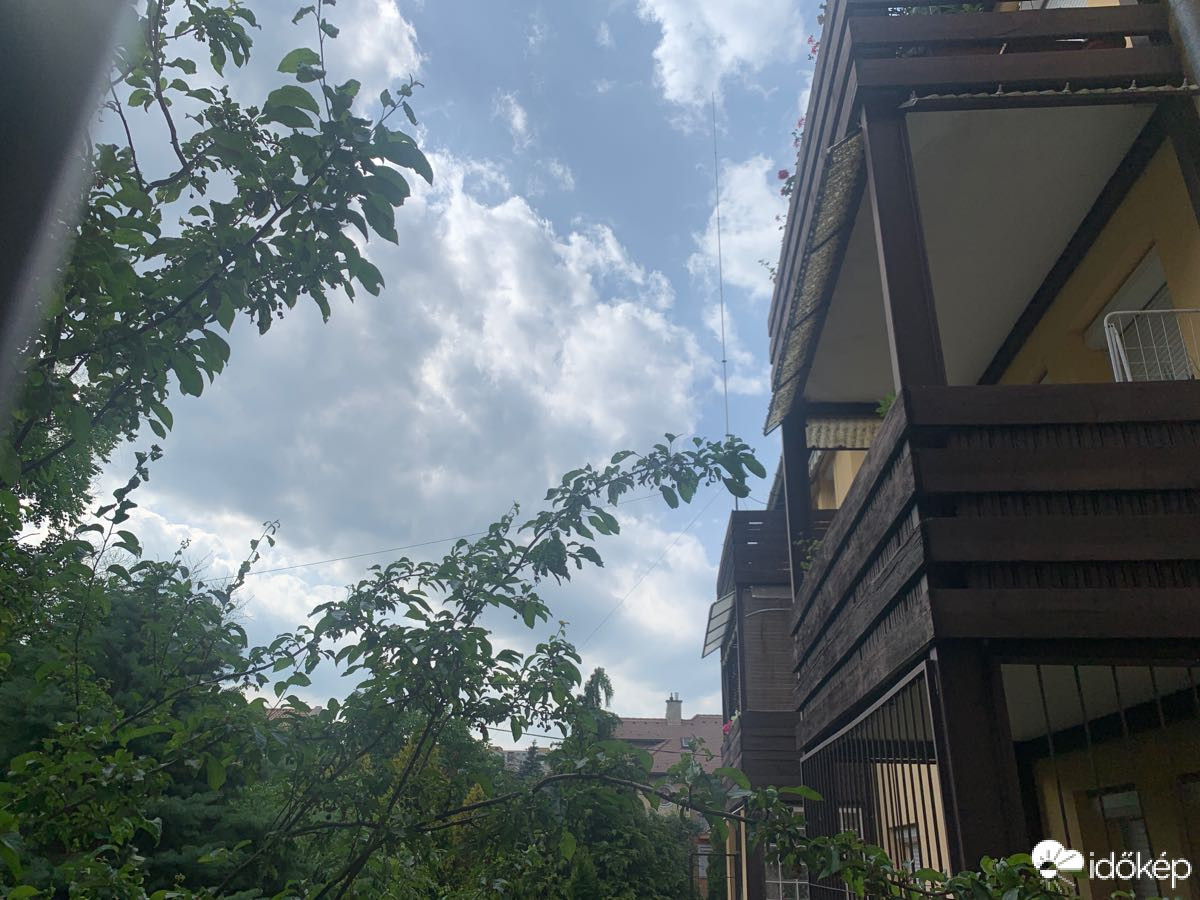 Észlelési fényképek