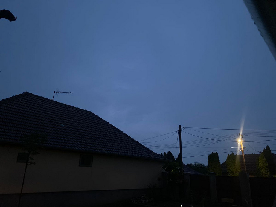 Észlelési fényképek