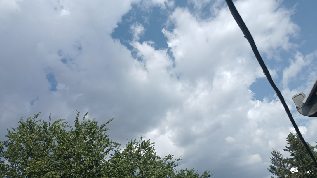 Észlelési fényképek