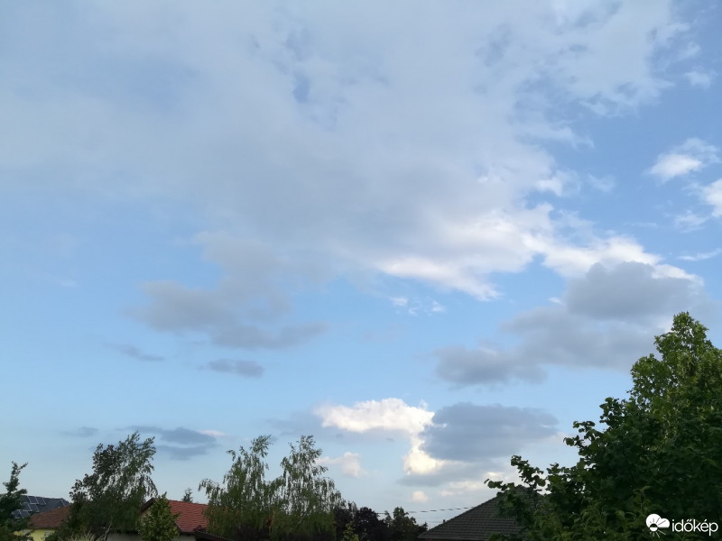 Észlelési fényképek