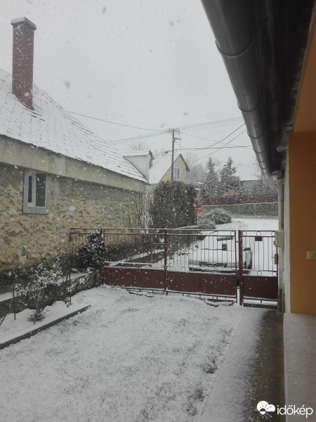 Észlelési fényképek