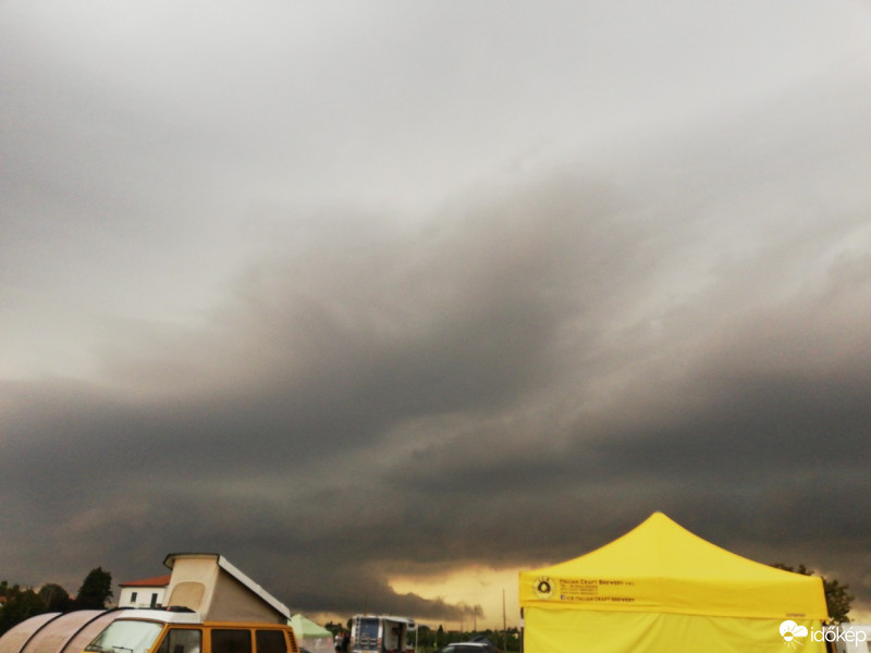 Észlelési fényképek