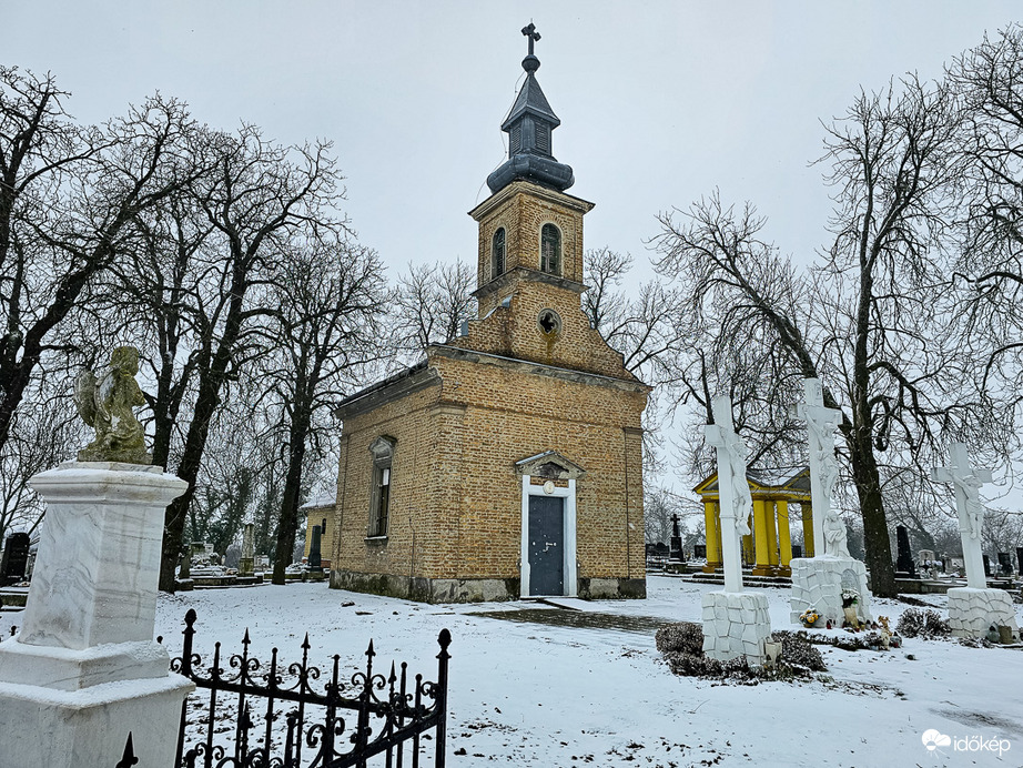 Havas csend a kápolnánál