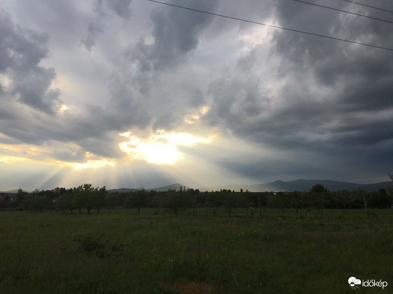 Észlelési fényképek